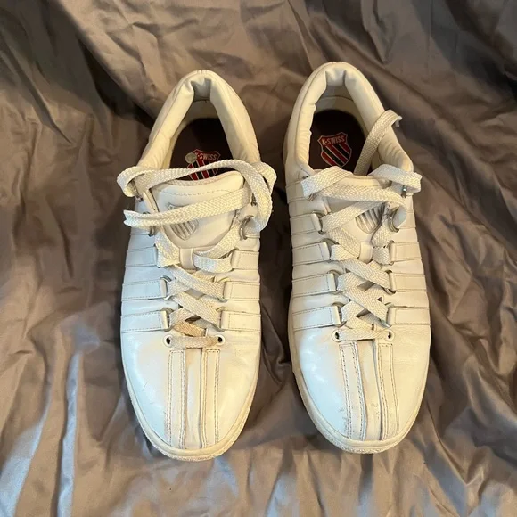 Men’s all white K-Swiss classics. 11 - Picture 2 of 8